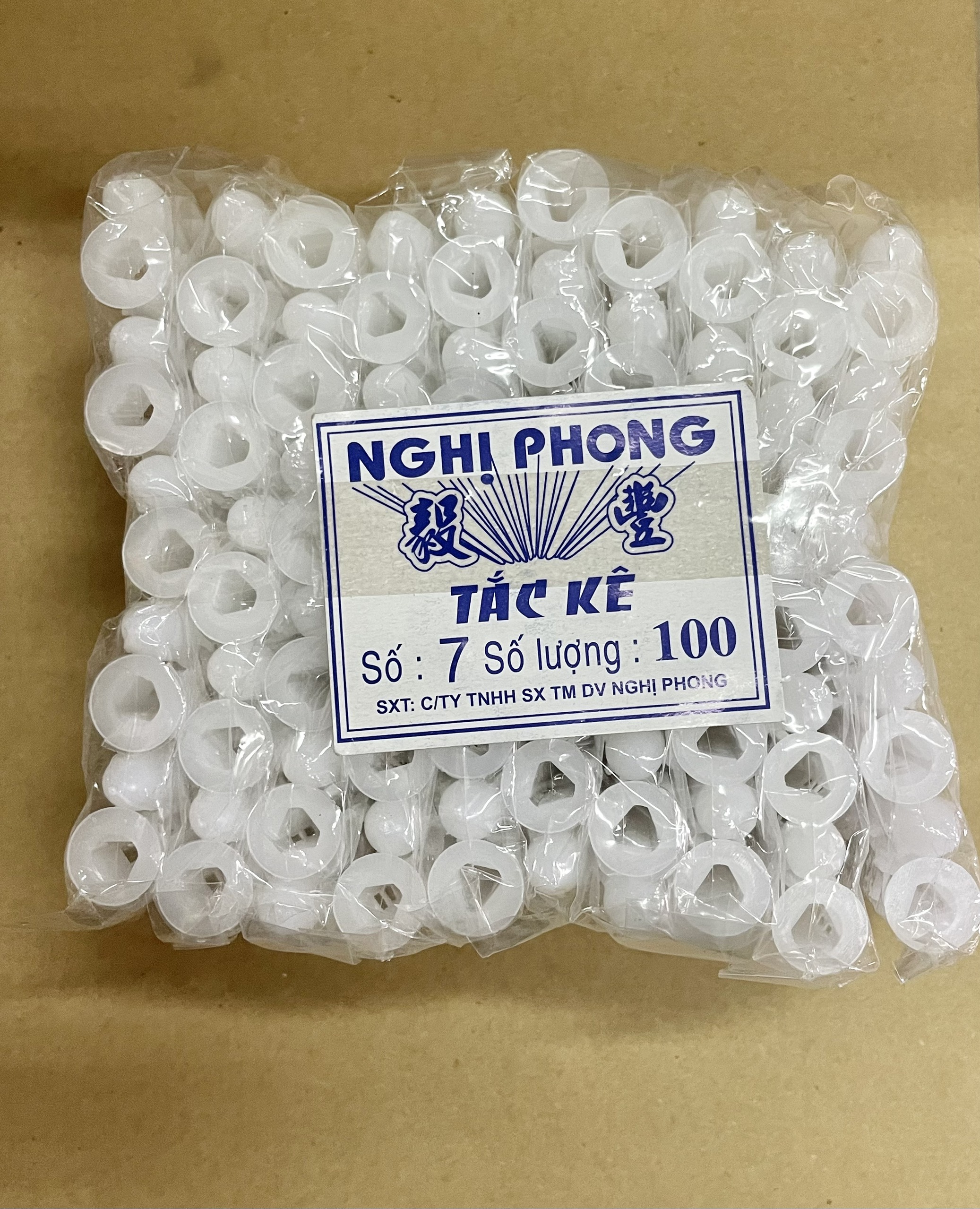 10 con tắc kê nhựa số 7 (tắc kê nhựa cho vít trụ cầu thang kính)