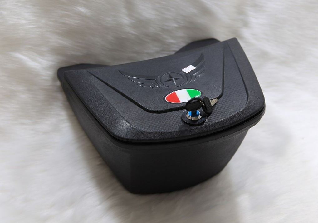 thùng giữa xe sirius givi