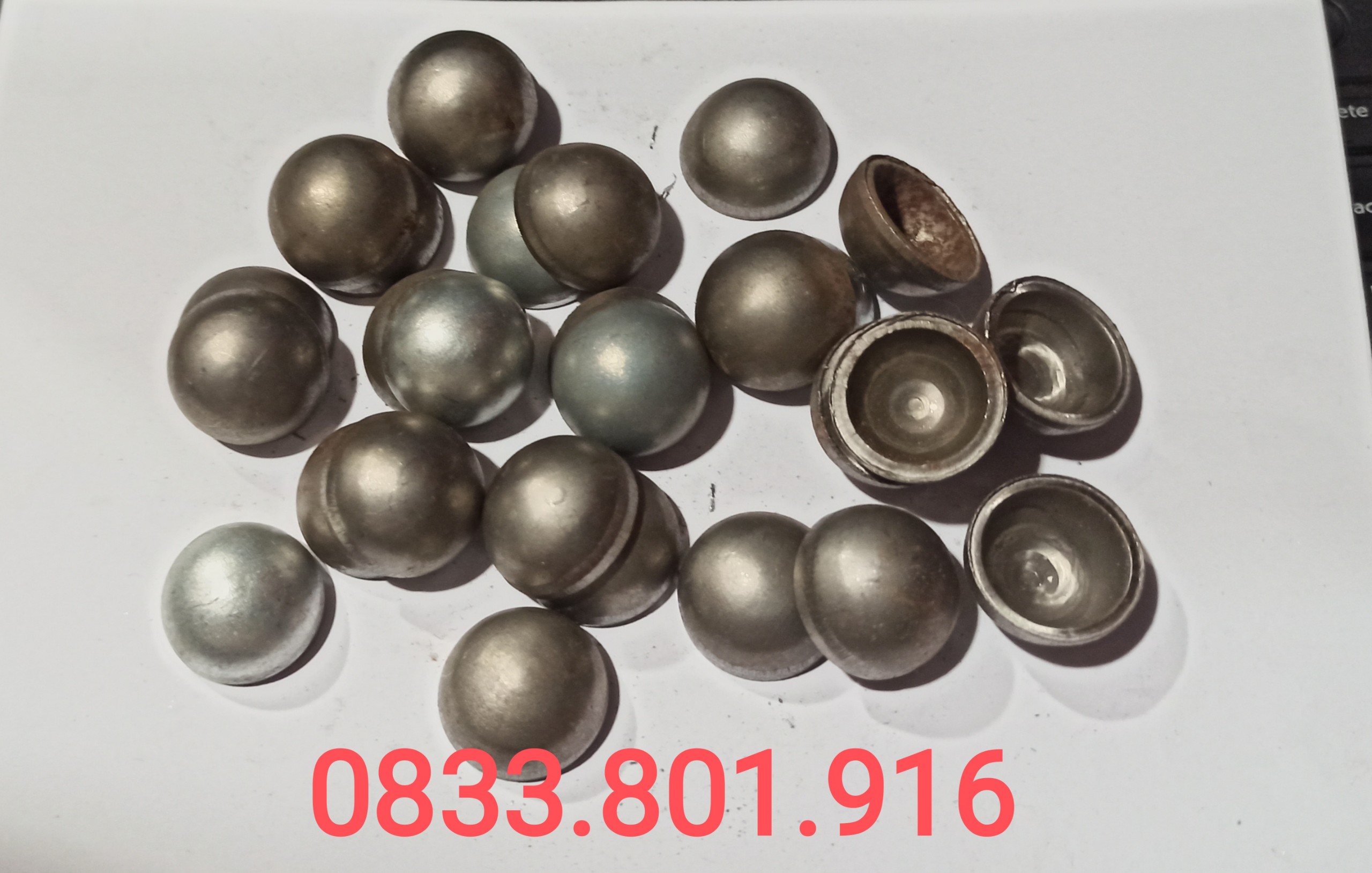 Hến sắt. 80 chiếc núm cầu sắt 30mm. hến trang trí hàng rào cửa cổng, trang trí cổng