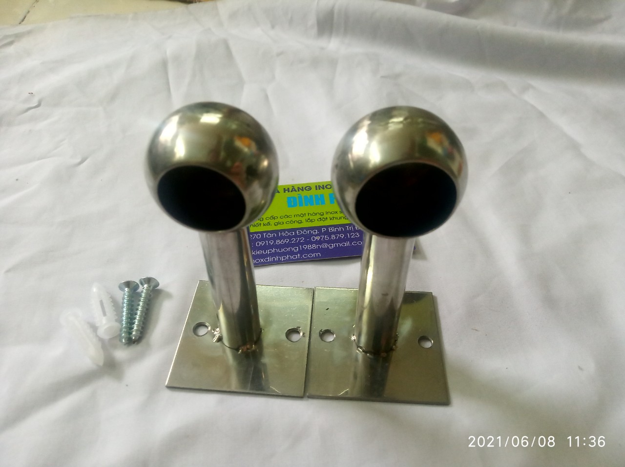 [HCM]bộ 2 cái bass bắt tường treo rèm phi 25