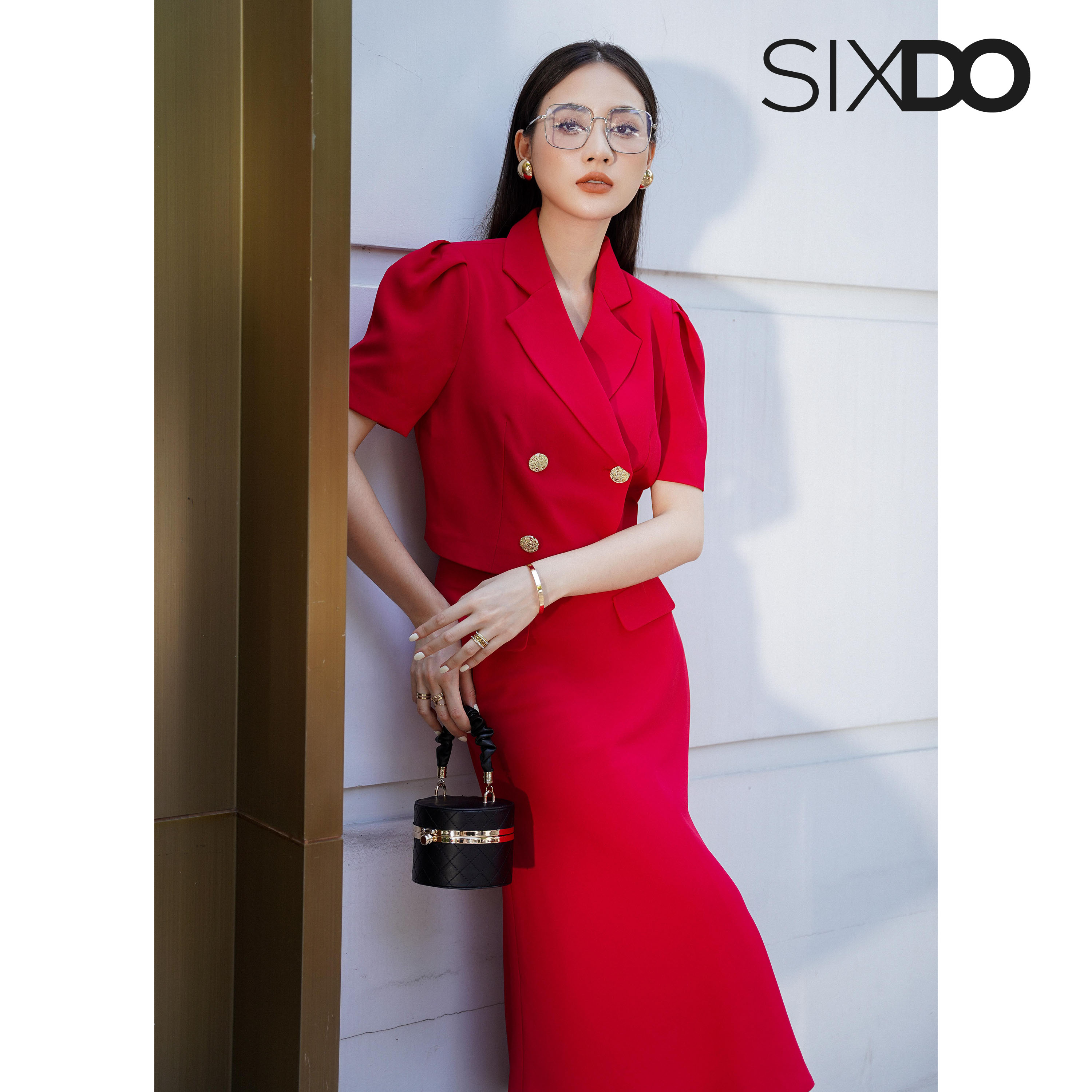 Áo Vest nữ đỏ đậm dáng lửng SIXDO (Dark Red Cropped Vest)