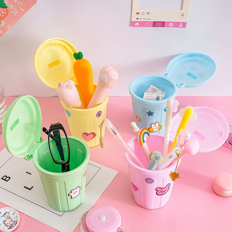 Thùng rác mini để bàn cắm bút đựng đồ