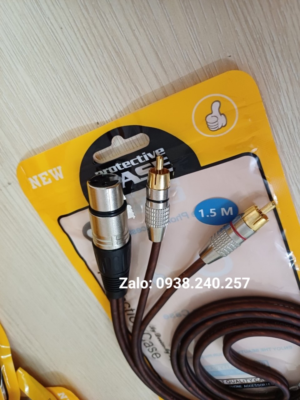 Dây canon cái ra 2 đầu AV ( dành cho từ vang ra sub điện)