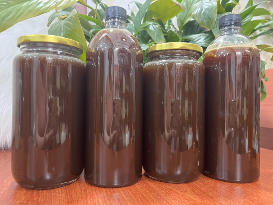 Mật ong dú thiên nhiên
