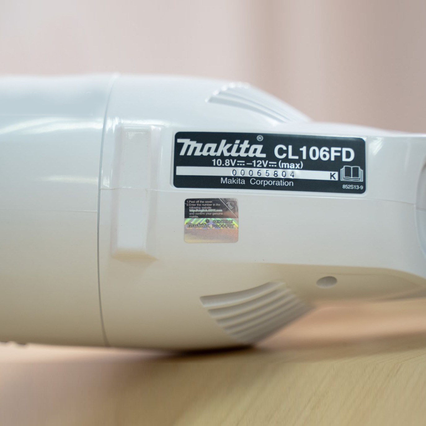 MÁY HÚT BỤI DÙNG PIN(12V MAX) CL106FDZW