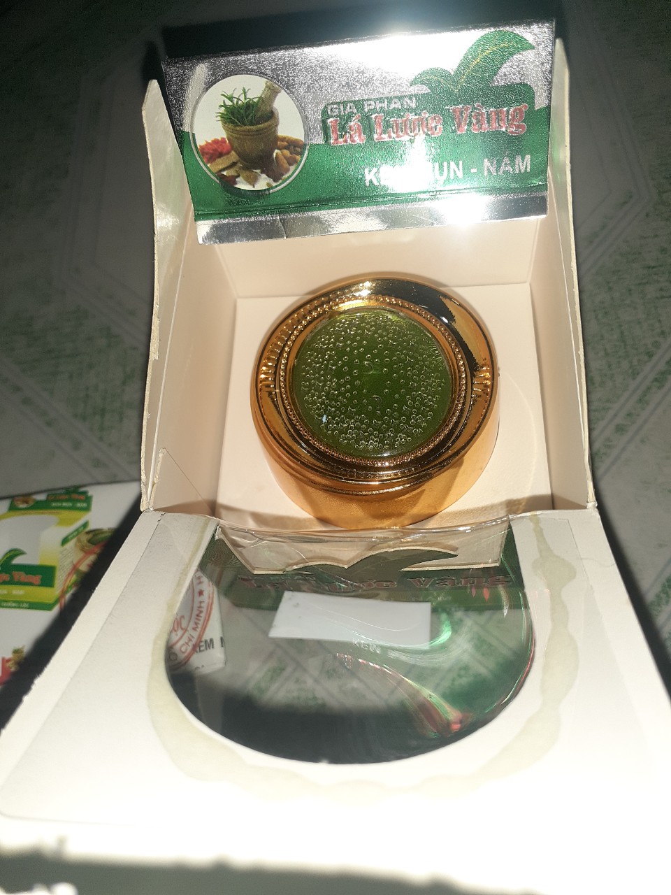 kem lá lược vàng mụn nám 15g