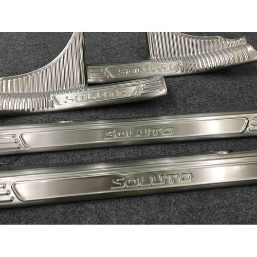 Ốp bậc cửa trong Kia Soluto 2020 inox