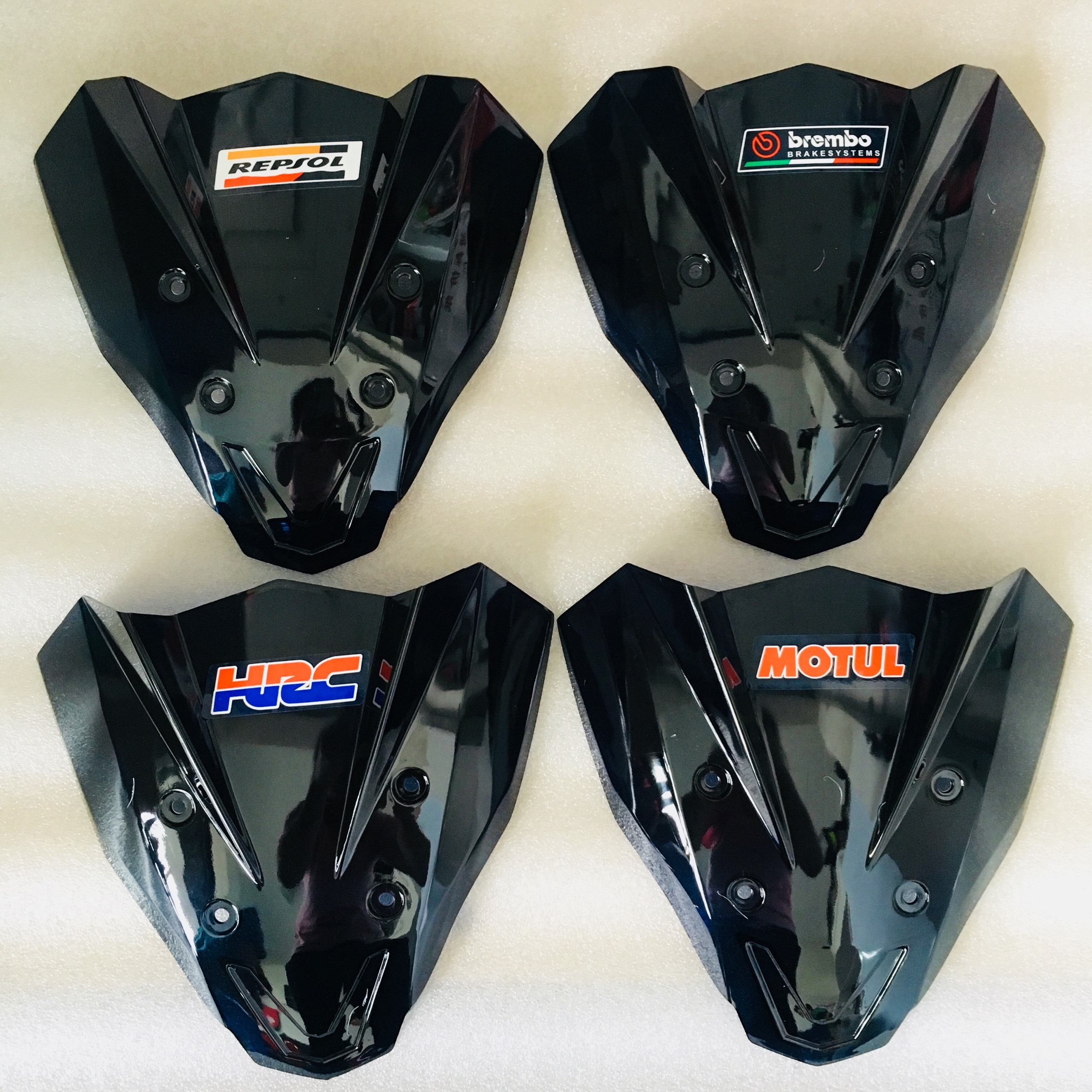 Mão chắn gió trong suốt lắp chuẩn Winner X V1 (Logo Ngẫu Nhiên)