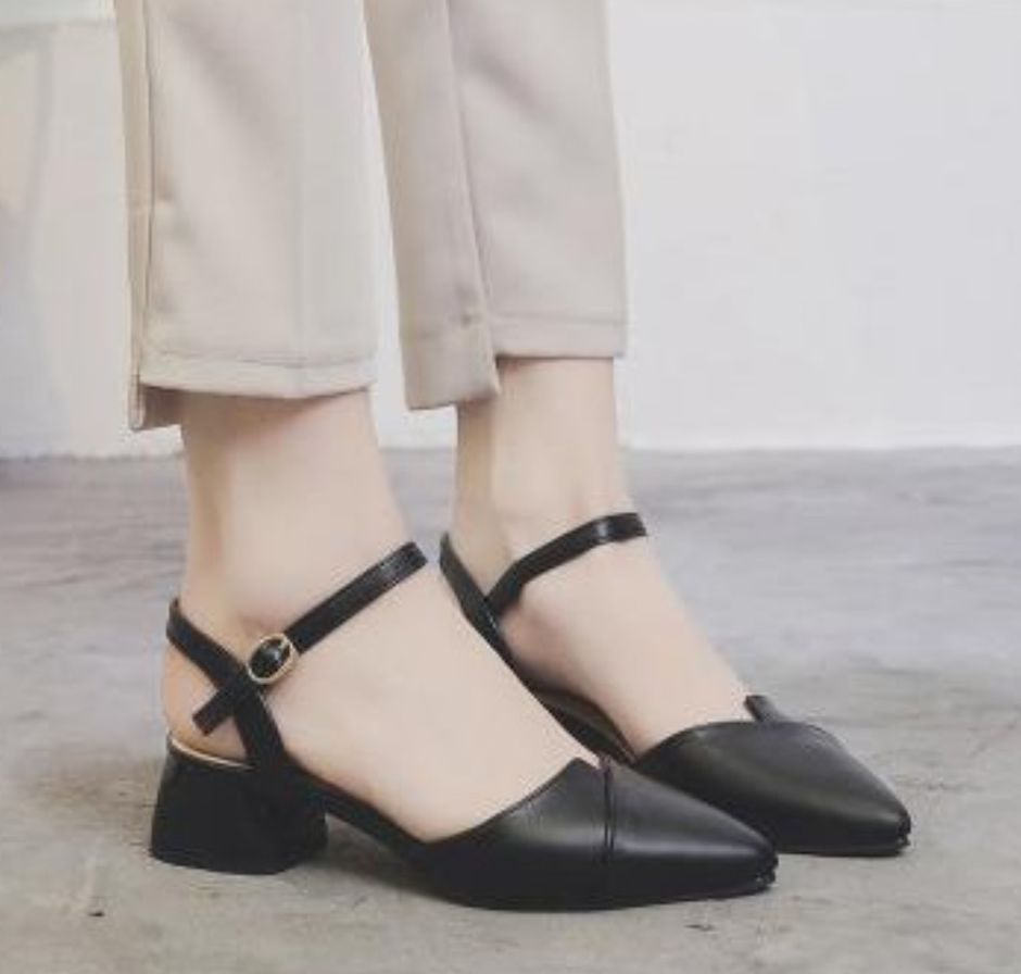 Giày 3 phân mũi nhọn ( 1 KIỂU) màu đen SRLCP1