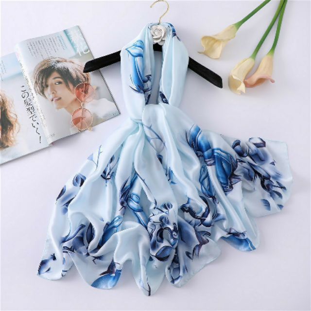 Khăn choàng lụa hot trend size 90x180