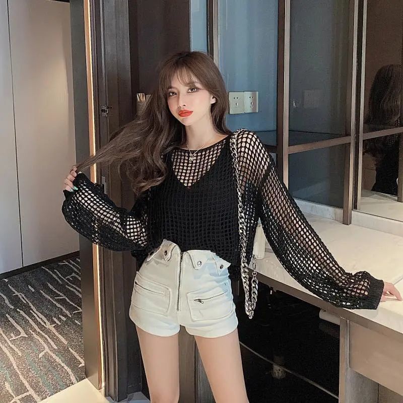Áo thun lưới cổ thuyền form rộng thời trang
