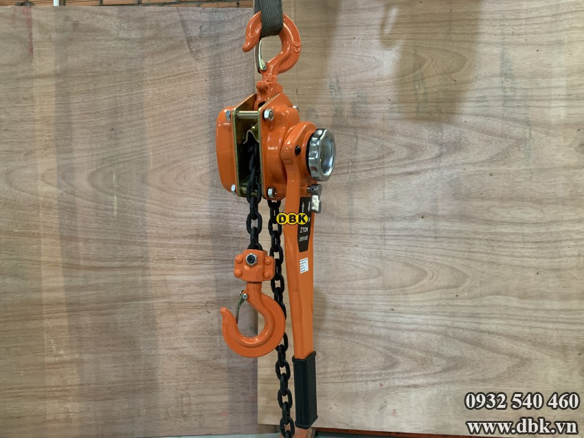 Pa lăng xích lắc tay DBK 2 Tấn 1,5 Mét