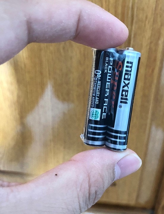 2 VIÊN PIN MAXELL AAA
