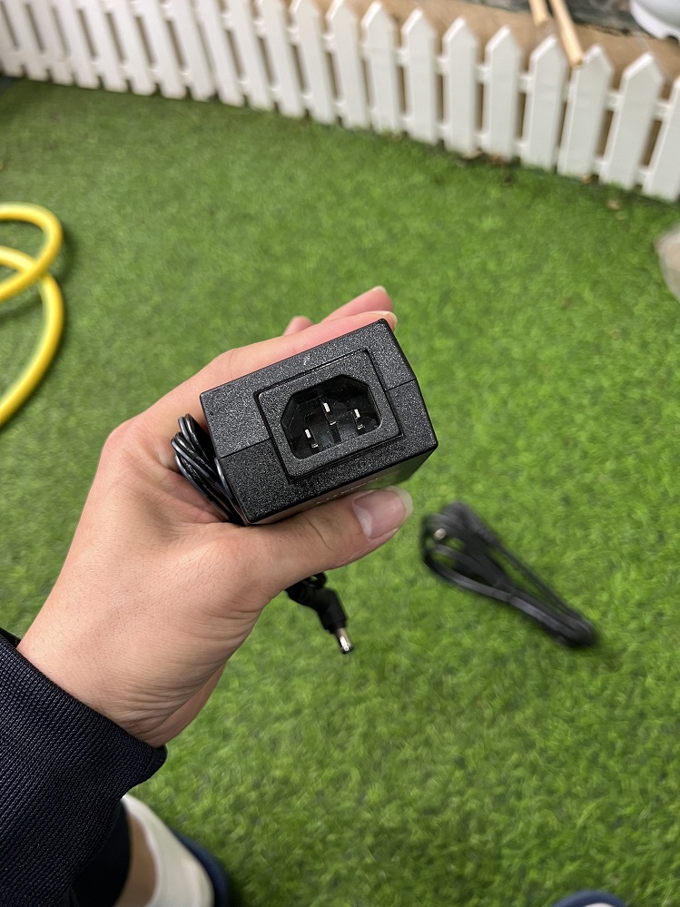 Adapter nguồn 24V 3a cho đèn LED