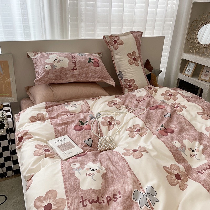 Bộ chăn ga gối cotton poly - Mẫu gấu cherry