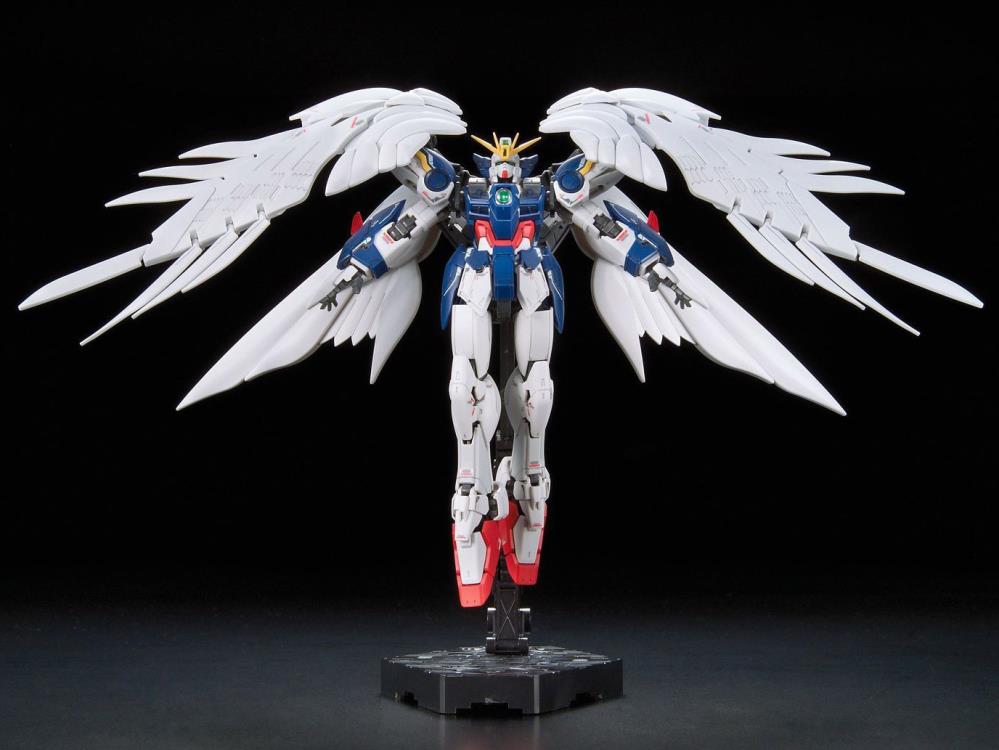 Mô hình lắp ráp Gundam RG Wing Gundam Zero EW