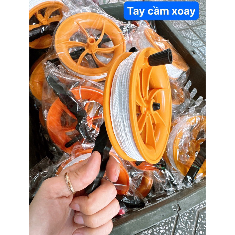 Cuộn dây dù thả diều sẵn tay cầm xoay, dây diều thả