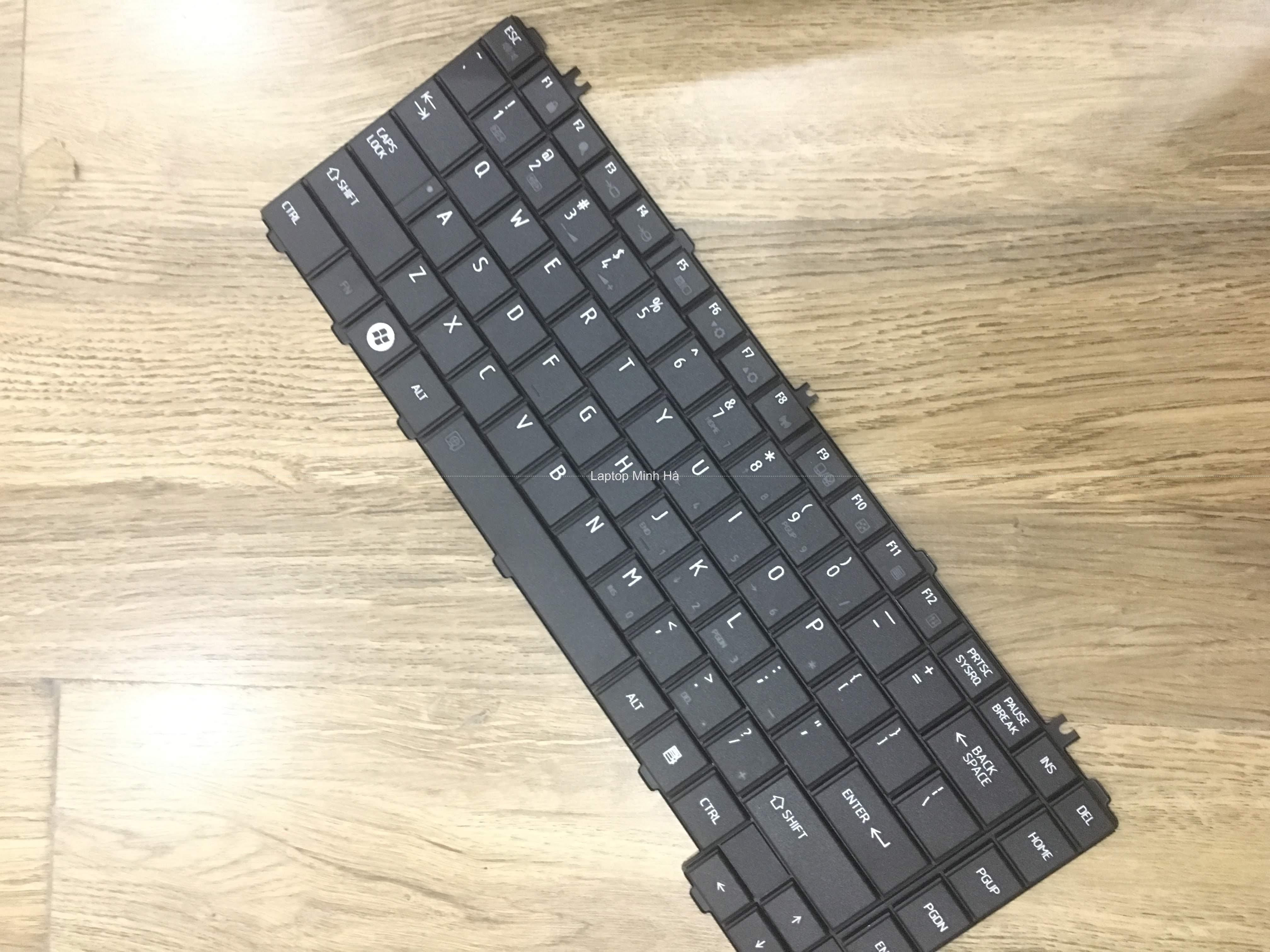 Bàn phím laptop Toshiba Satellite L740