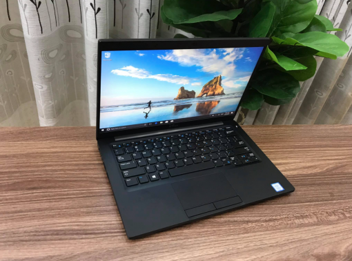 LAPTOP DELL LATITUDE 7380 (I7-7600U | RAM 8GB | SSD 256G | MÀN 13,3 INCH FULL HD)