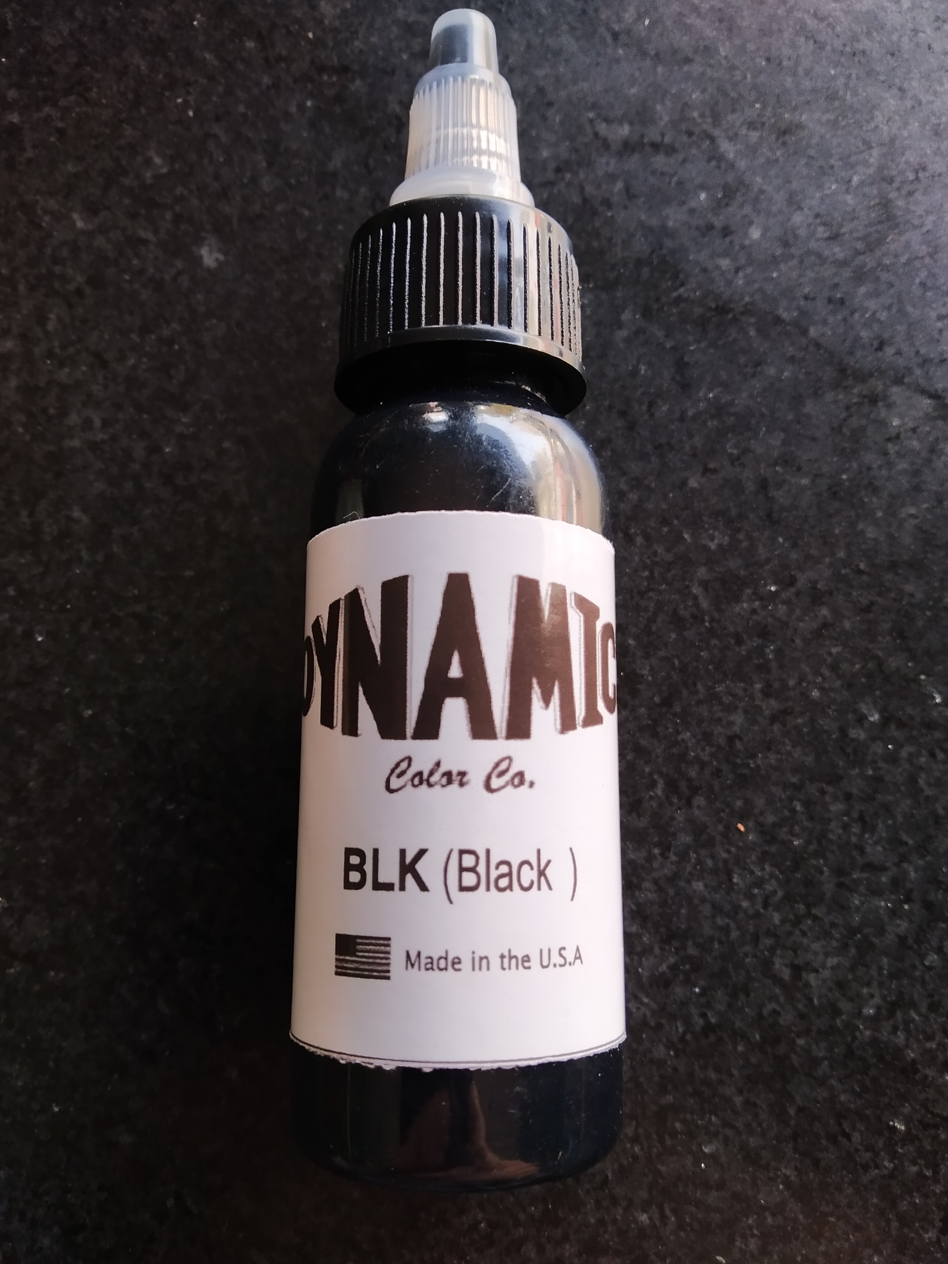Mực xăm đen Dynamic BLK USA 60ml / chai chiết