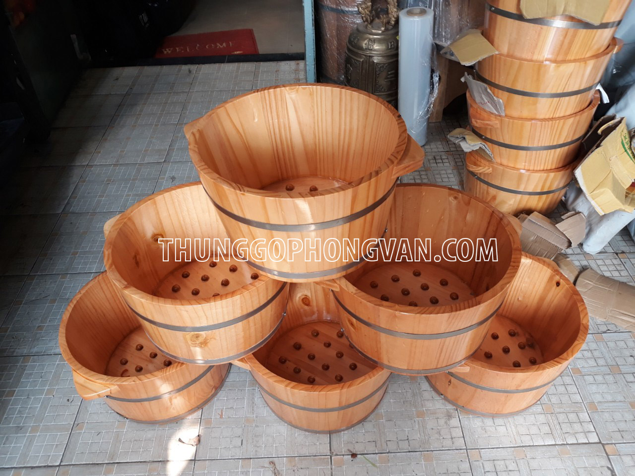Chậu ngâm chân gỗ thông có hạt