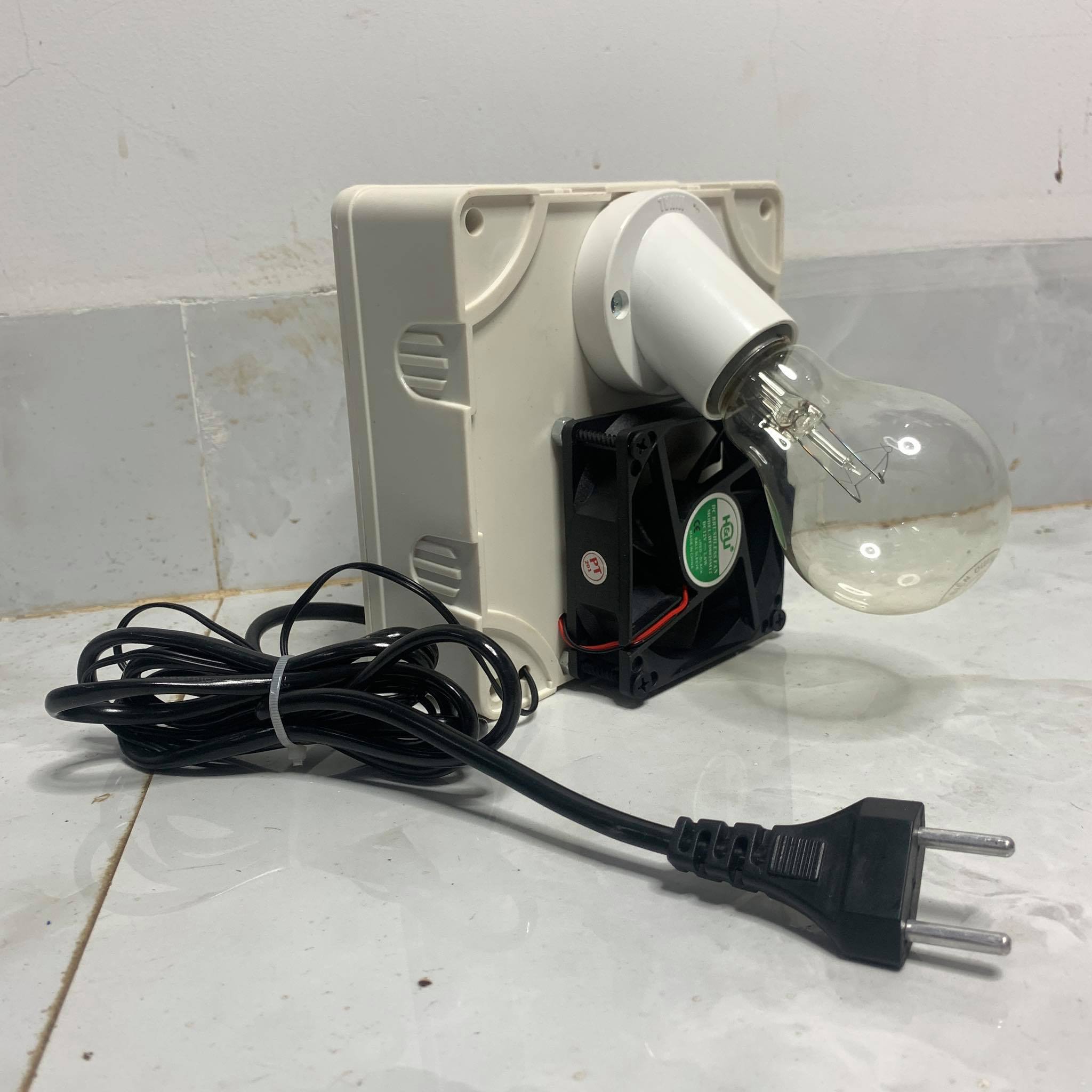 Máy Ấp Trứng Mini 201