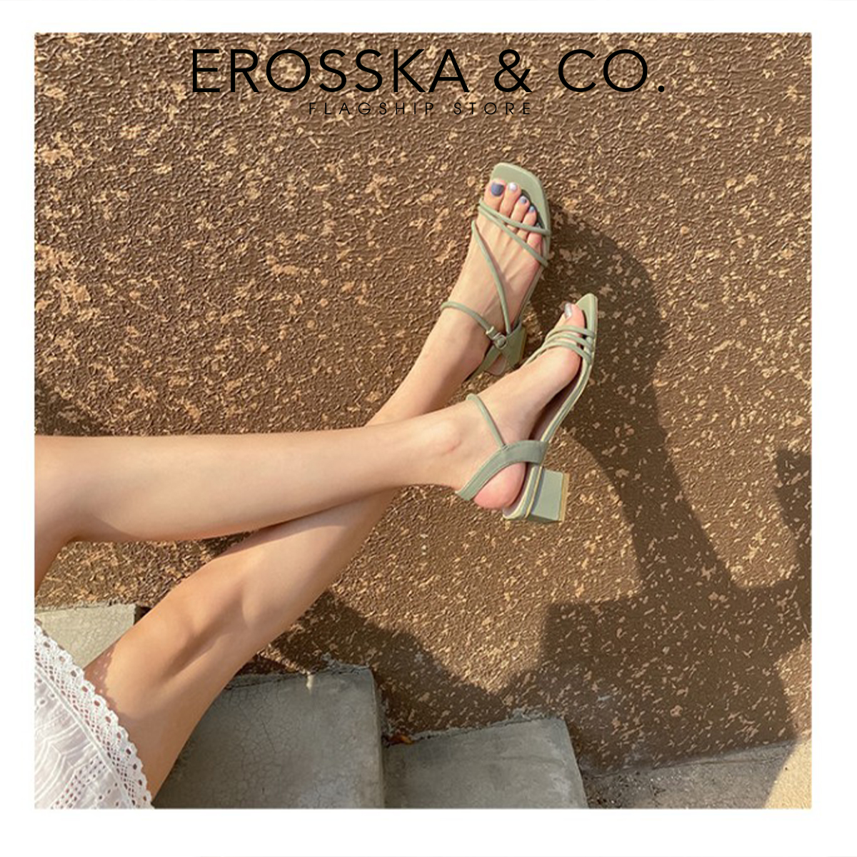 Erosska - Giày sandal cao gót hở mũi phối dây quai mảnh cao 5cm màu nude - EB065