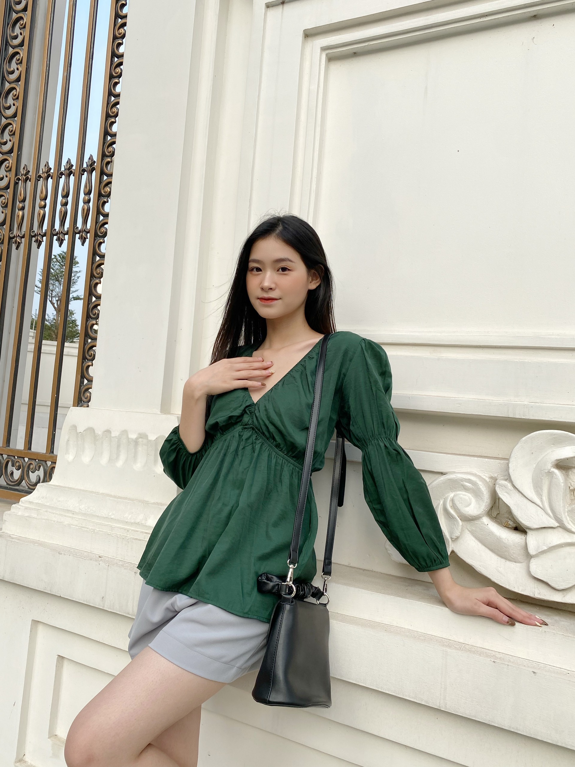 YU CHERRY | Áo Cross neck ruff top YA406