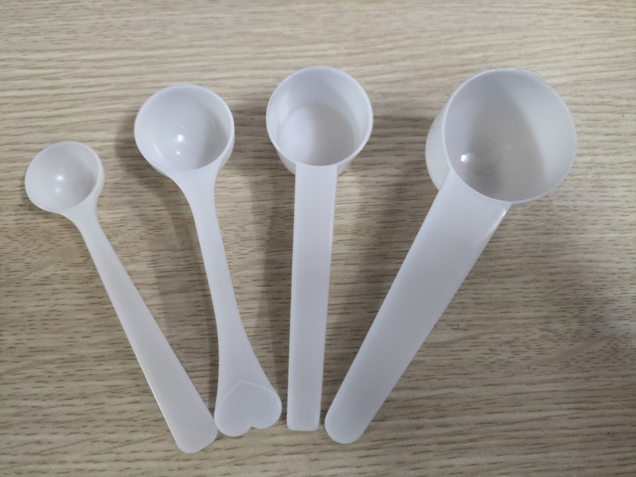 Thìa đong sữa gia vị cafe gram làm bánh 1g 3g 5g 10g bằng nhựa cao cấp