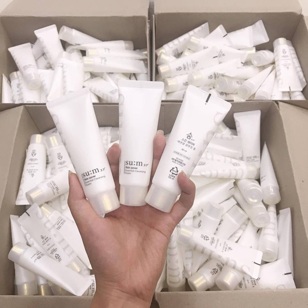Sữa rửa mặt Sum 37 skin saver essential (40ml)