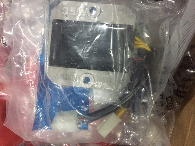 Sạc atila  SYM / nạp atila ,ic nạp atila zin
