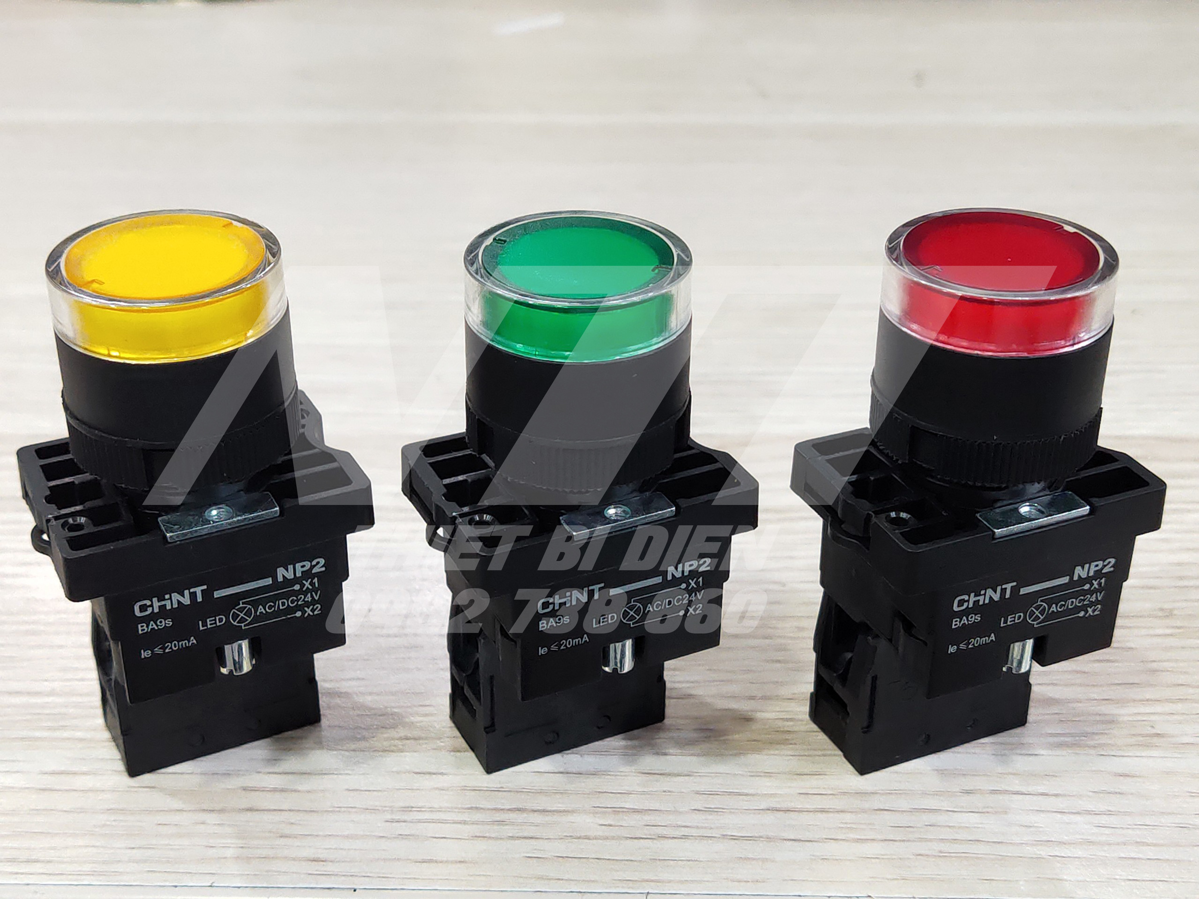 Nút nhấn có đèn phi 22 NP2-EW Chint