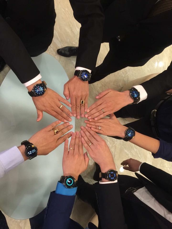 Đồng hồ thông minh Samsung Gear S2 Classic