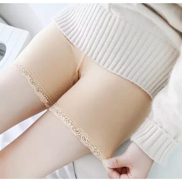 Quần mặc trong váy cotton pha ren