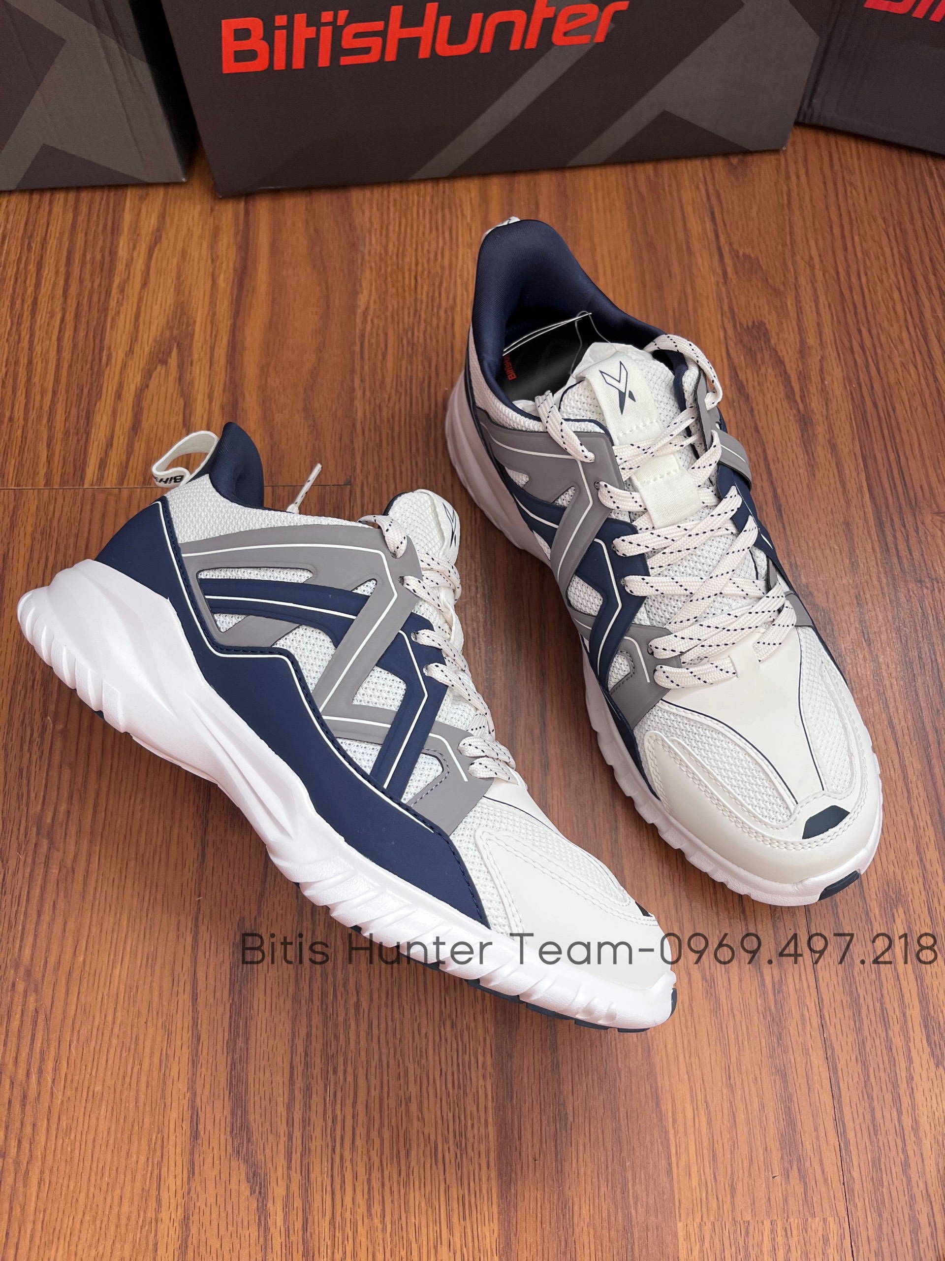 Giày Thể Thao Nam Cao Cấp Bitis Hunter X Multi-Layer -DSMH02800TRG