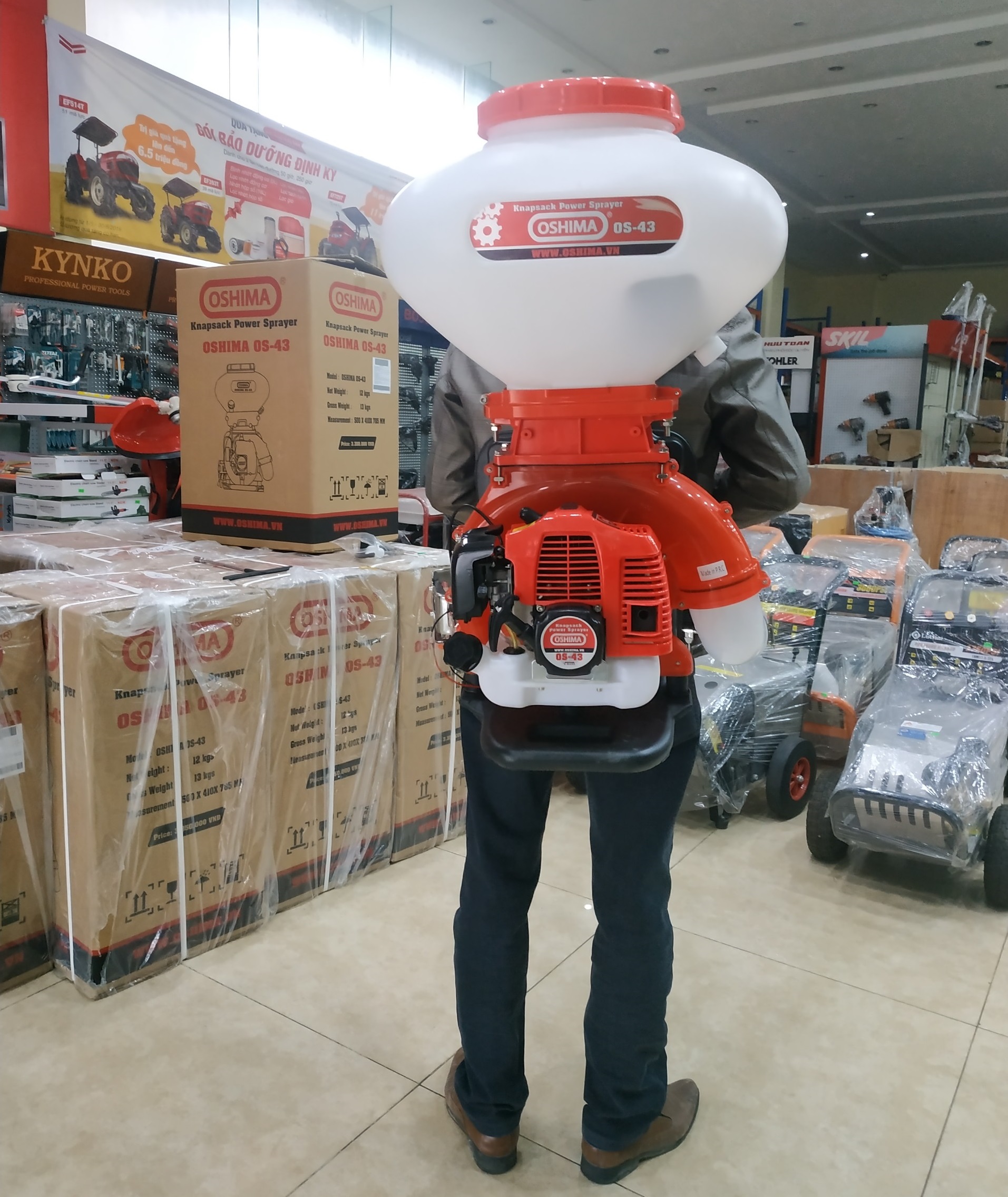 Bình Phun Xịt Xạ Phân 26L Oshima OS 43