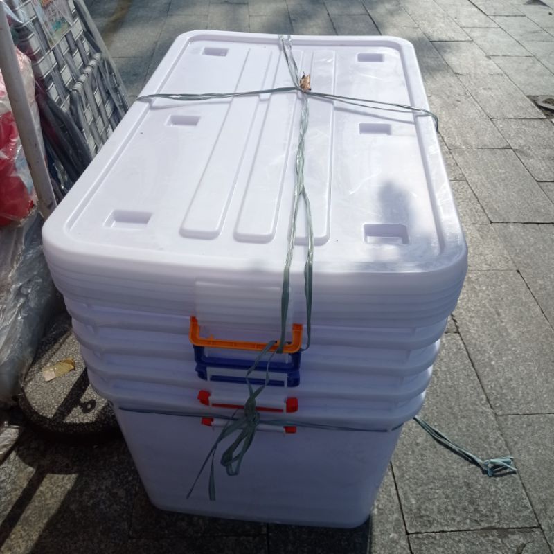 Thùng vuông duy tân 220l