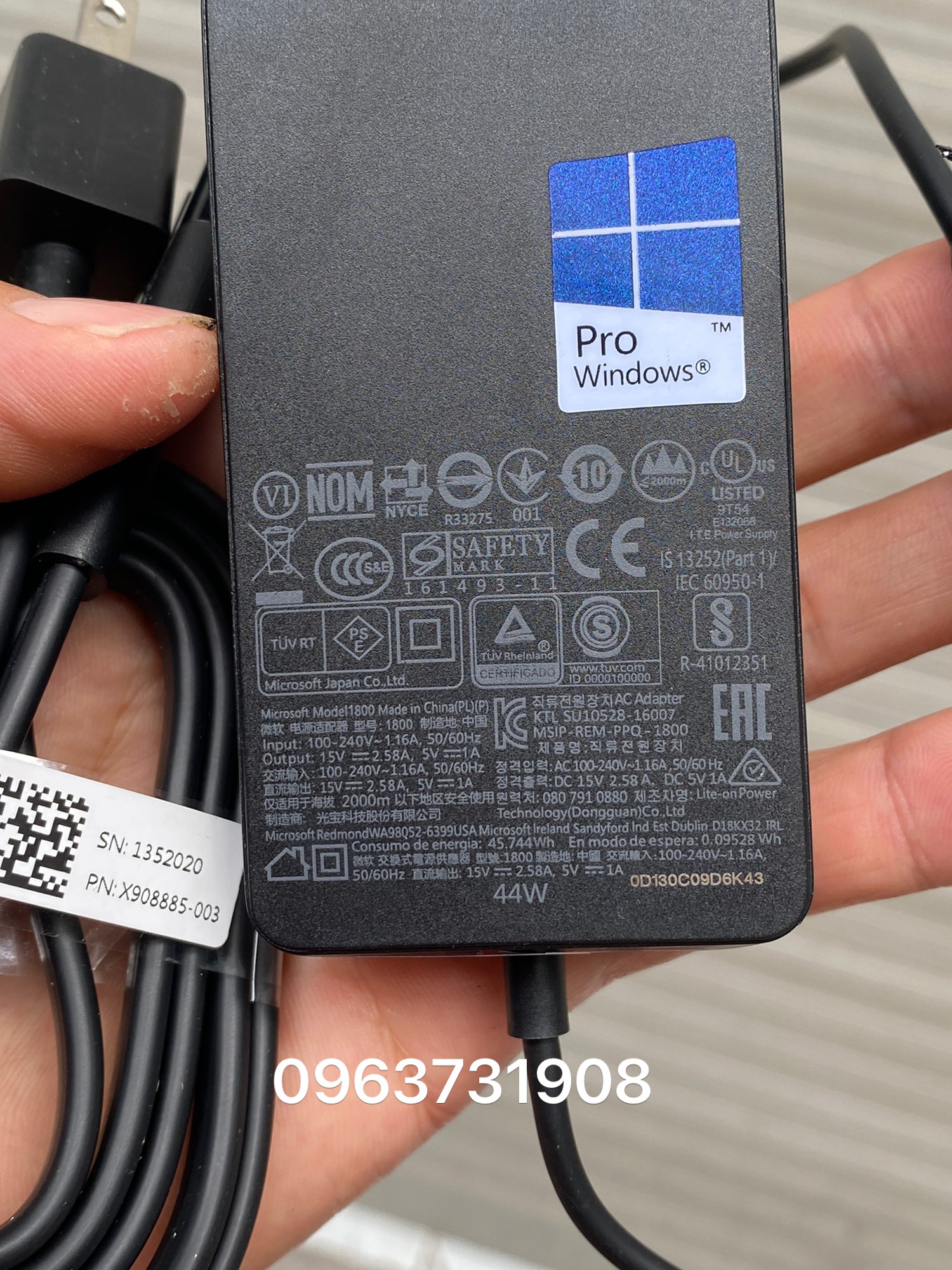 Sạc Surface Pro 5 zin bóc máy