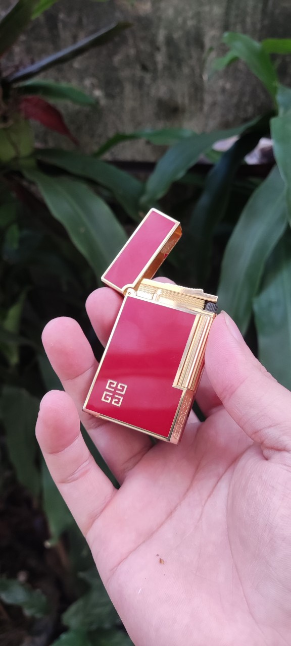 Bật lửa ST Dupont Sơn Mài Chủ Đề Hãng Givenchy G03 D119