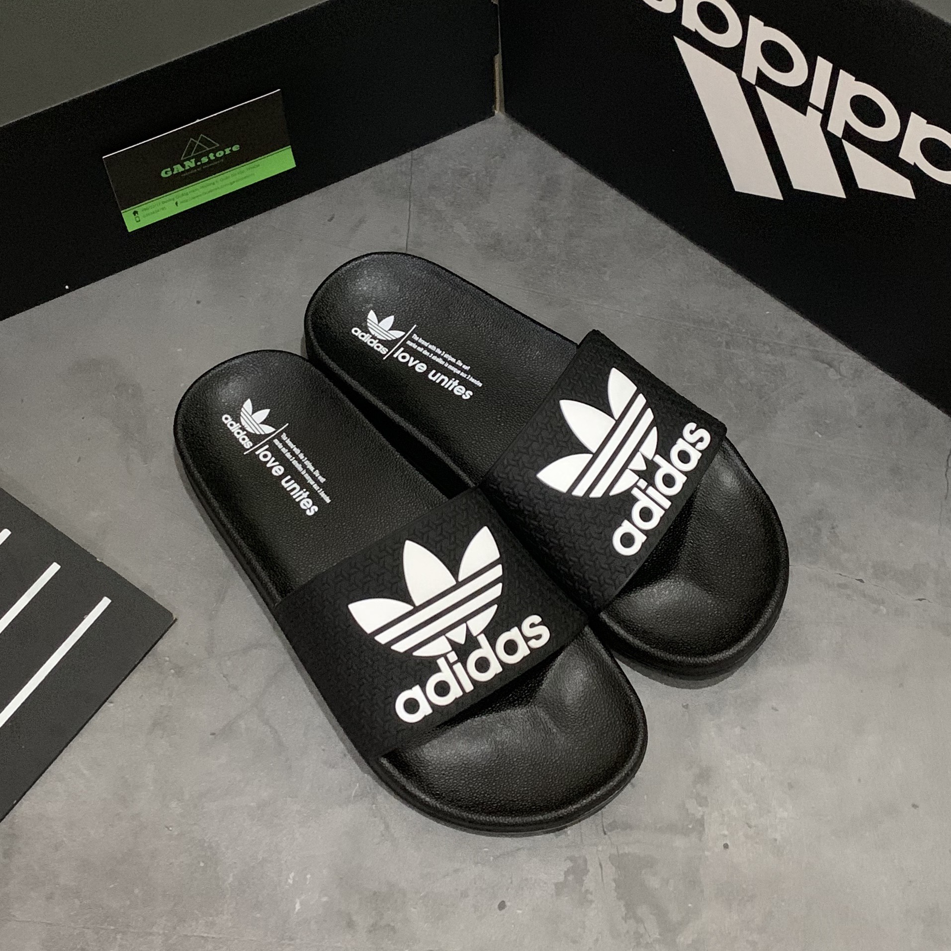[HCM]DÉP ADIDAS ADILETTE ĐEN LOGO 3 LÁ - DÉP FULL BOX