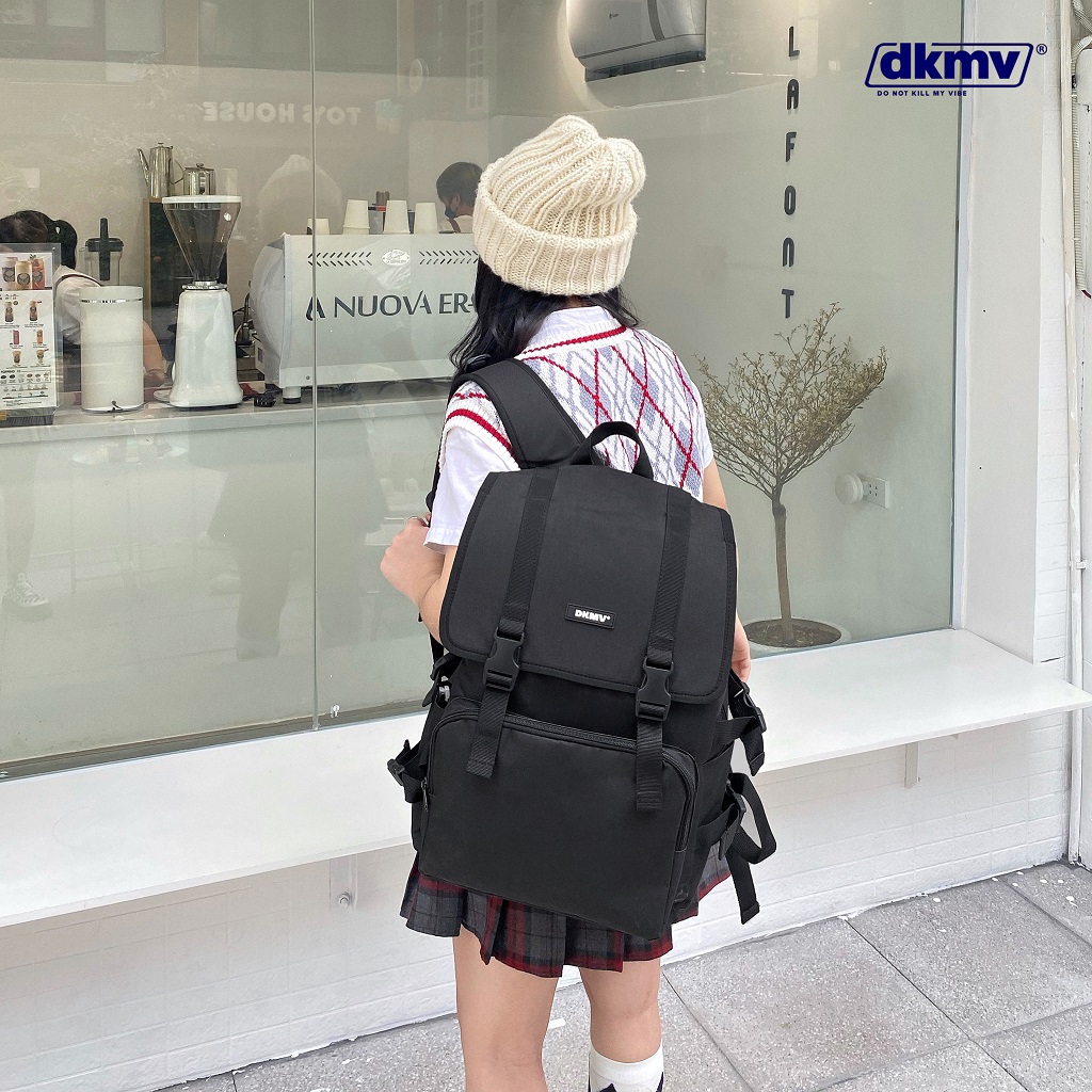 Balo nữ học sinh đi học màu đen DKMV Basic Rubber Tag Backpack | K-P16