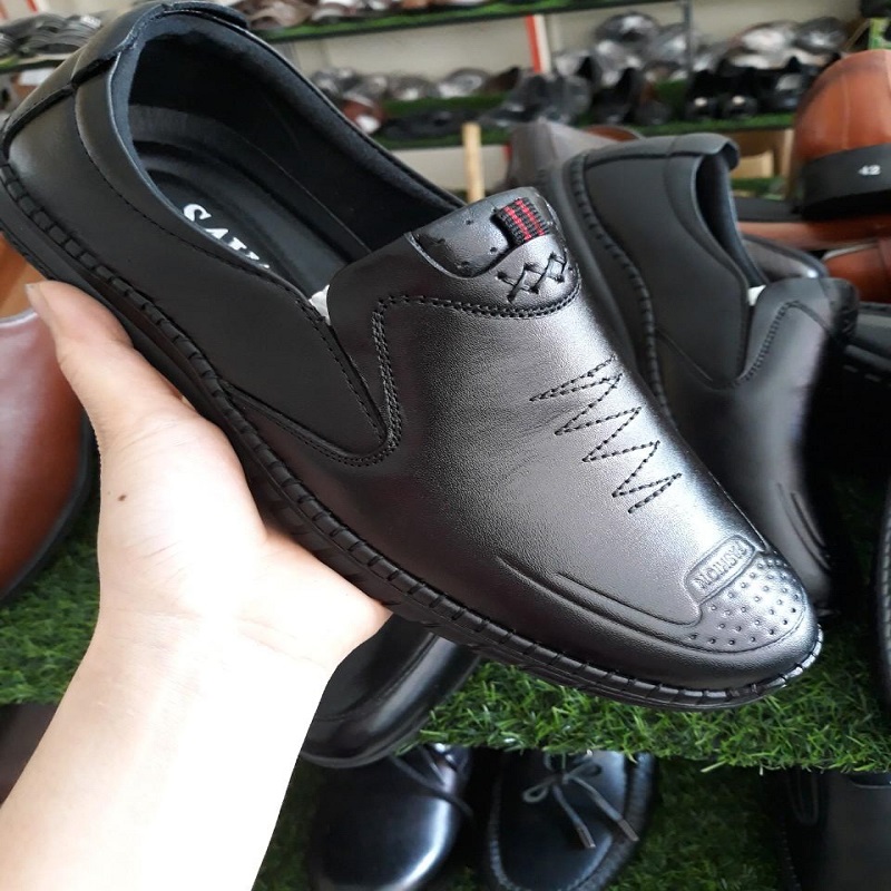 [HCM]Giày Lười Nam Da Bò 2 Màu Nâu Và Đen Đế Cao Su Khâu Chắc Chắn Size Từ 38 Đến 43 R2 (SP76)