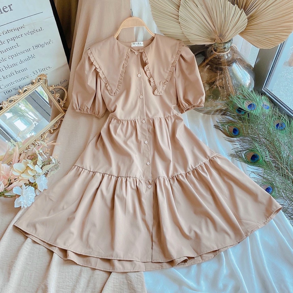 Đầm babydoll kem cổ bèo