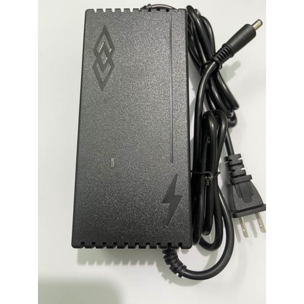 Sạc Pin iron photphase Lithium 14,6v 10A 5A