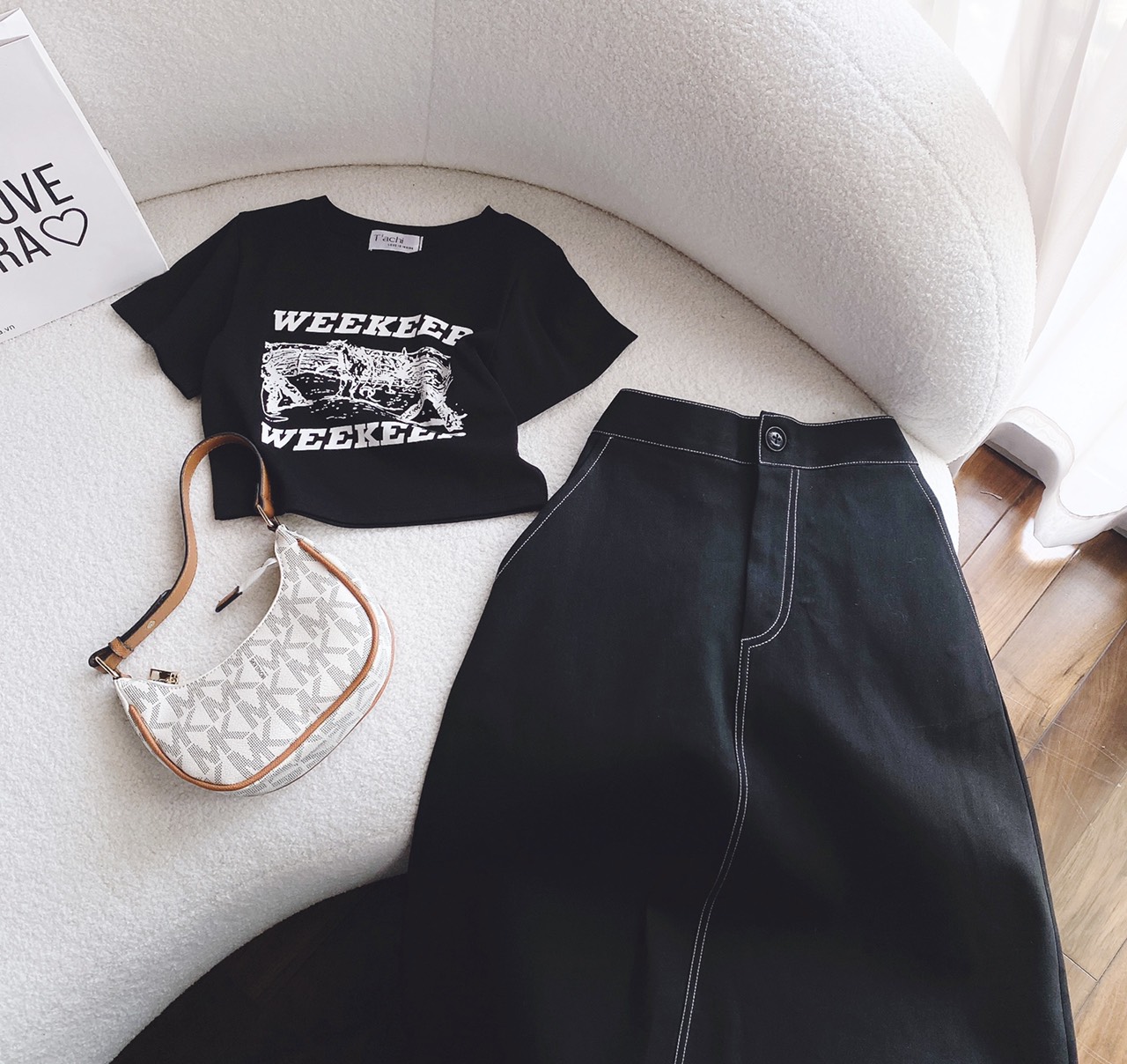 Set Crop Pull Đen Chân Váy Midi Jean Năng Động Cá Tính