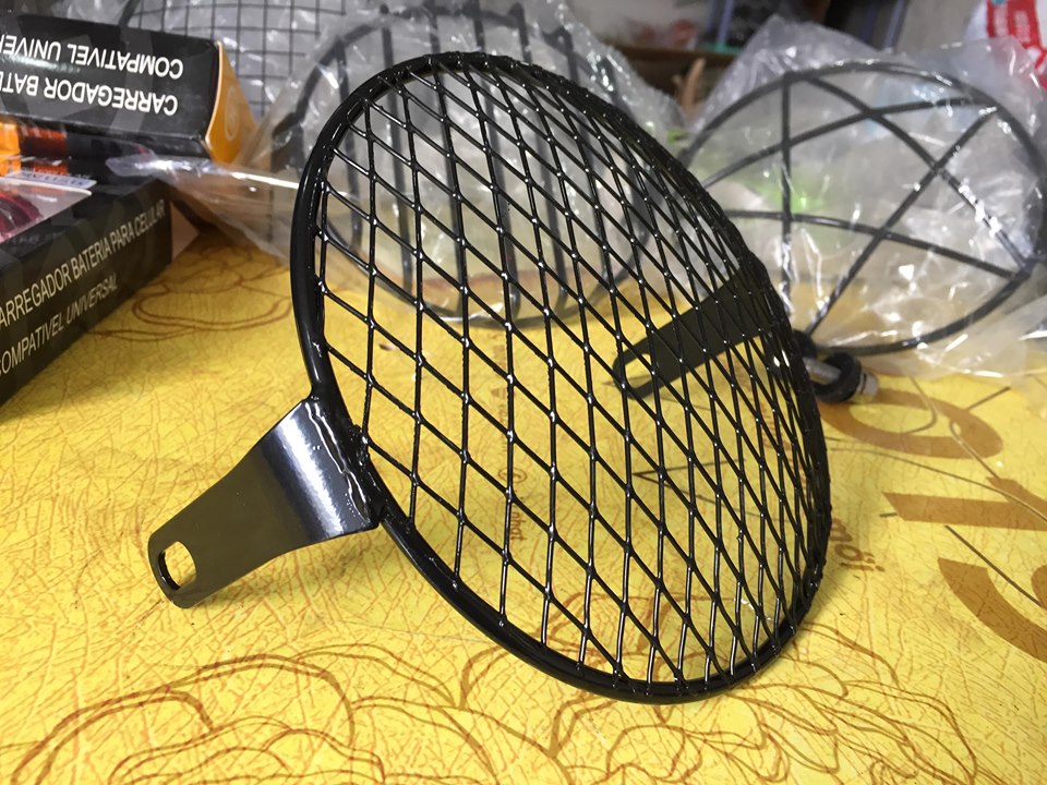 Lưới bảo vệ đèn pha cho anh em độ chế xe Cd-moto-caferacer-sọc caro