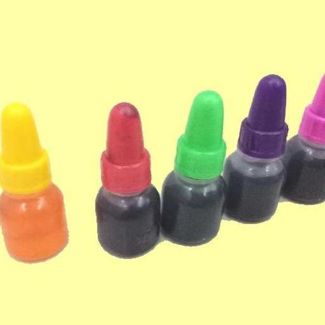 Màu nước thực phẩm Thiên Thành 1 vỉ 5 mầu (5ml/chai)