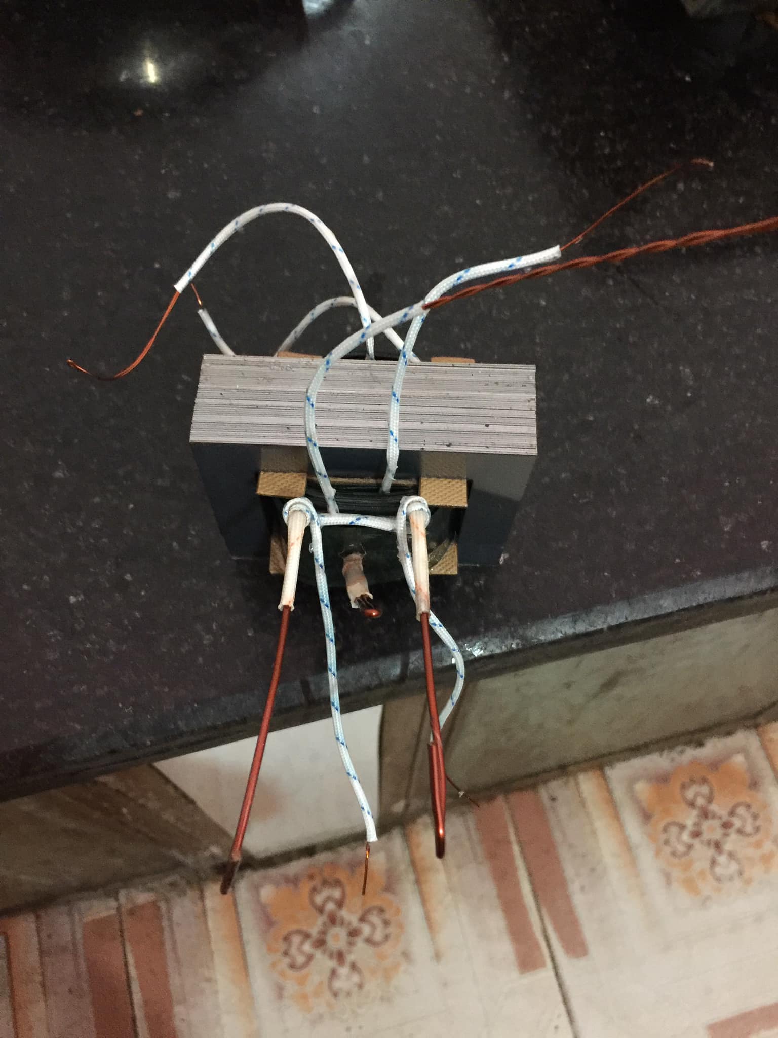 Biến Áp 12- 16D 718 ( C chung, E chung)
