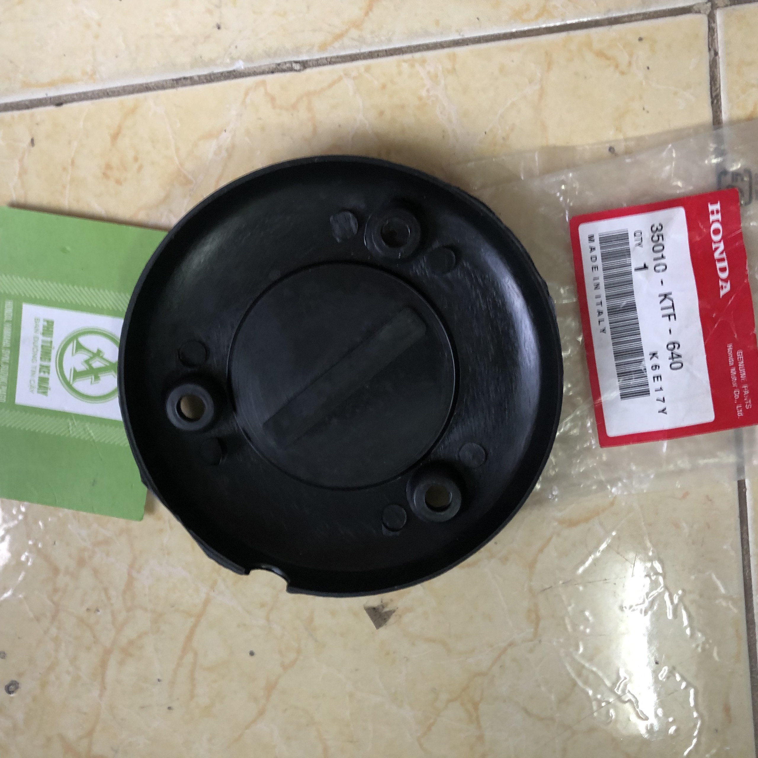 CHỤP MỦ NỒI WAVE FUTURE MÀU ĐEN