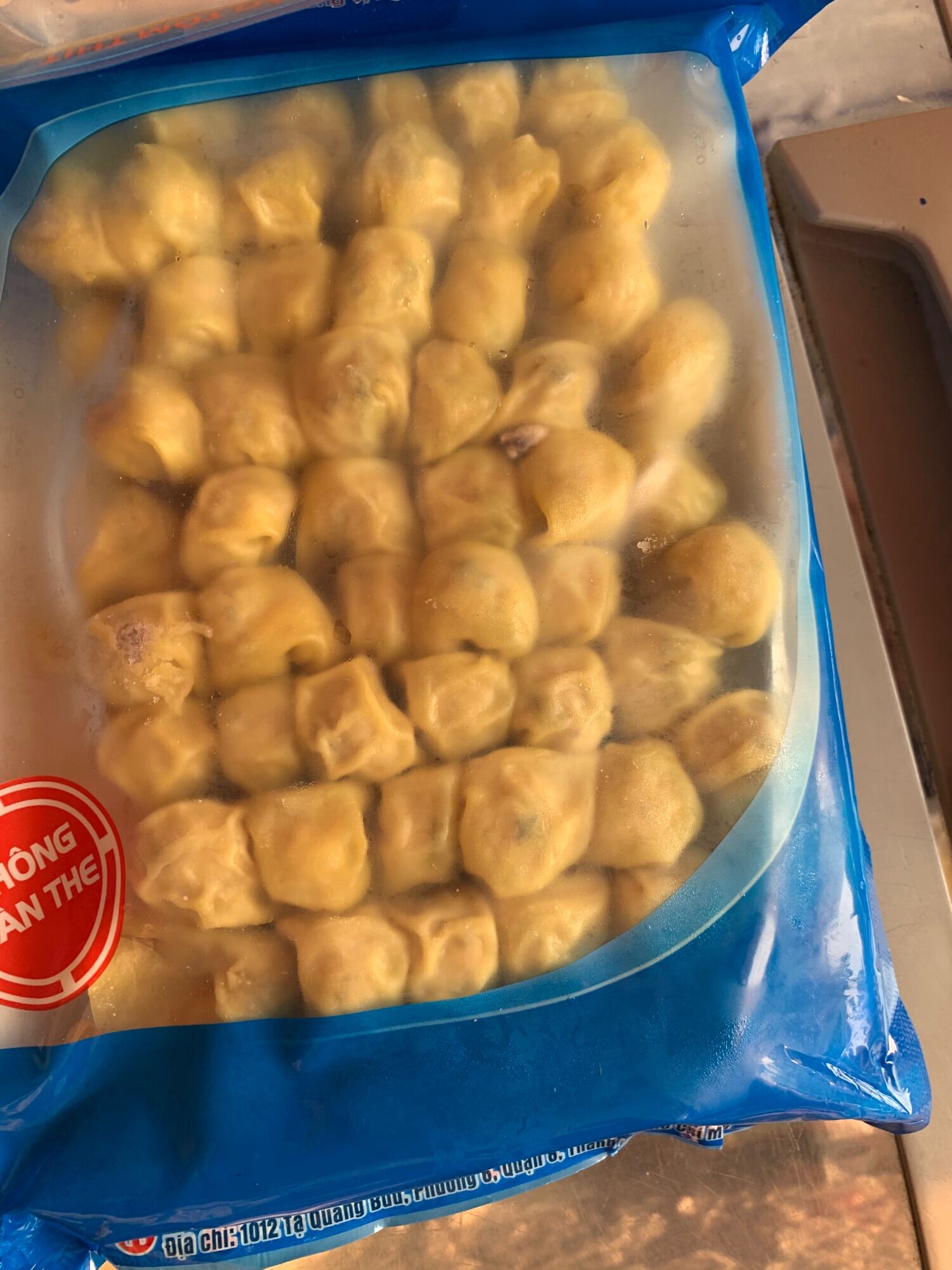 Hoành thánh sủi cảo tôm thịt vĩ 500g 60 viên